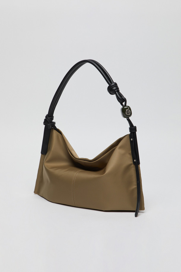 상품 슬라이드 이미지 2