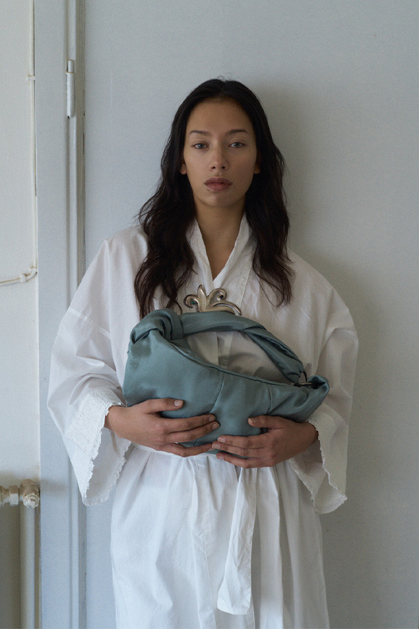 상품 슬라이드 이미지 8