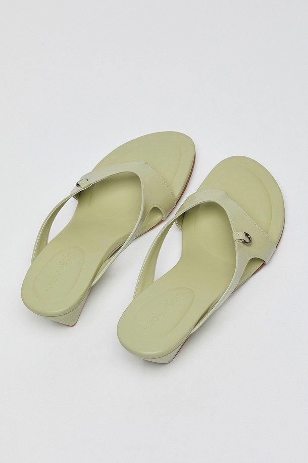 상품 슬라이드 이미지 3