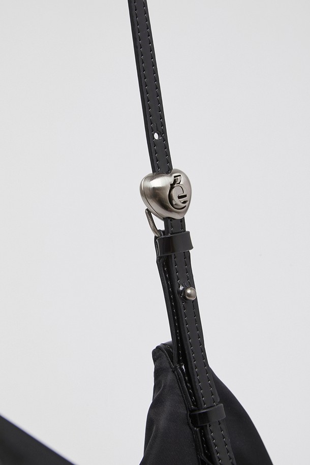 상품 슬라이드 이미지 3