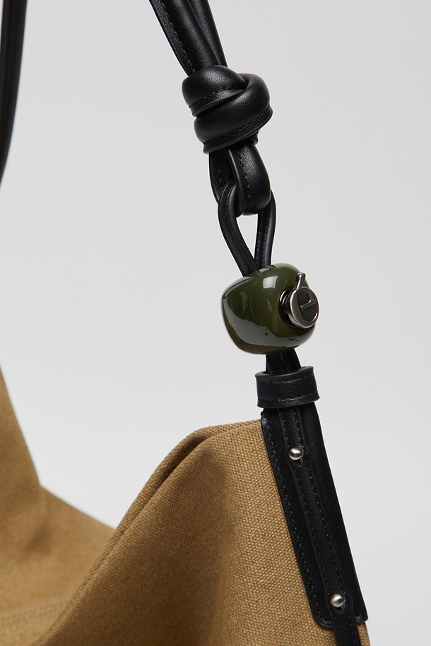 상품 슬라이드 이미지 4