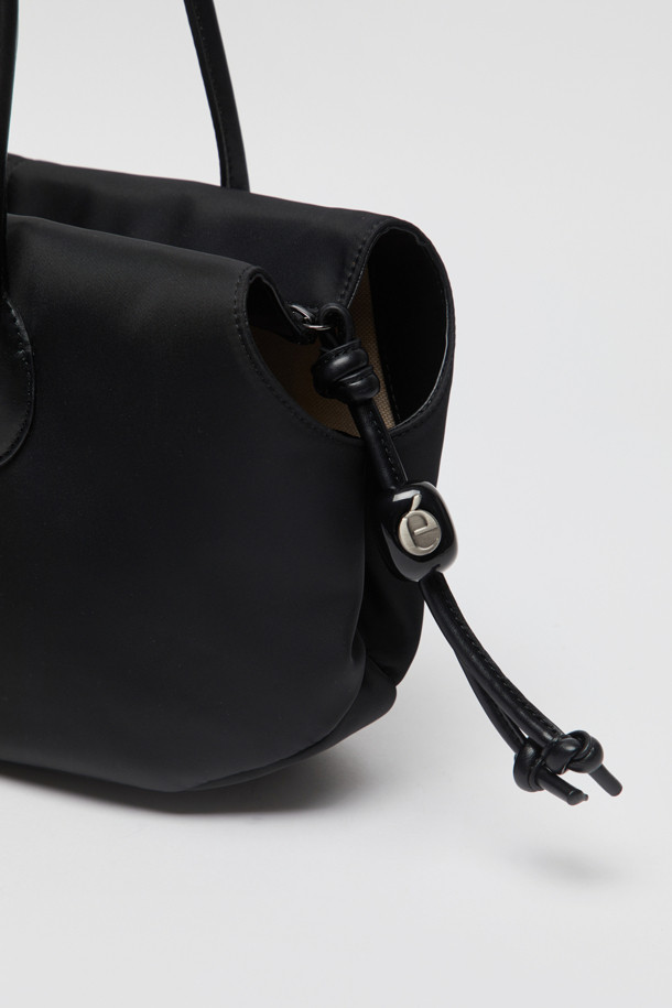 상품 슬라이드 이미지 4