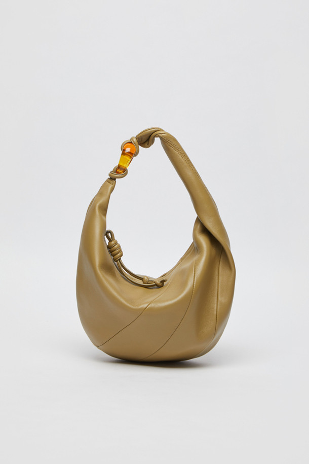 상품 슬라이드 이미지 1