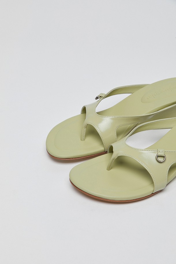 상품 슬라이드 이미지 8