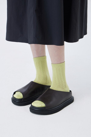 미니멀 레더 슬라이드
