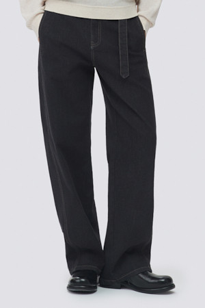 [epigram여성] 논페이드 커브드 데님 팬츠