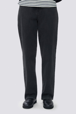 [epigram여성] 테이퍼드 배기핏 데님 팬츠