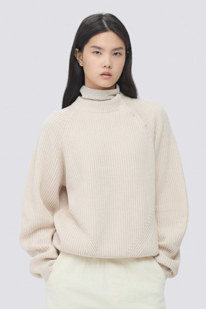 [epigram여성] 넥 슬릿 니트