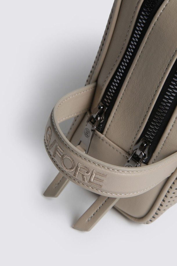 지포어-MEN ACCESSORIES-PERFORATED POUCH(MEN)