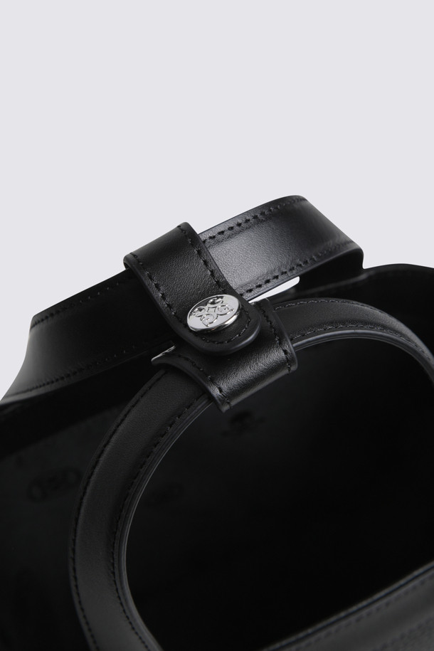 지포어-WOMEN ACCESSORIES-BUCKET BAG(WOMEN)