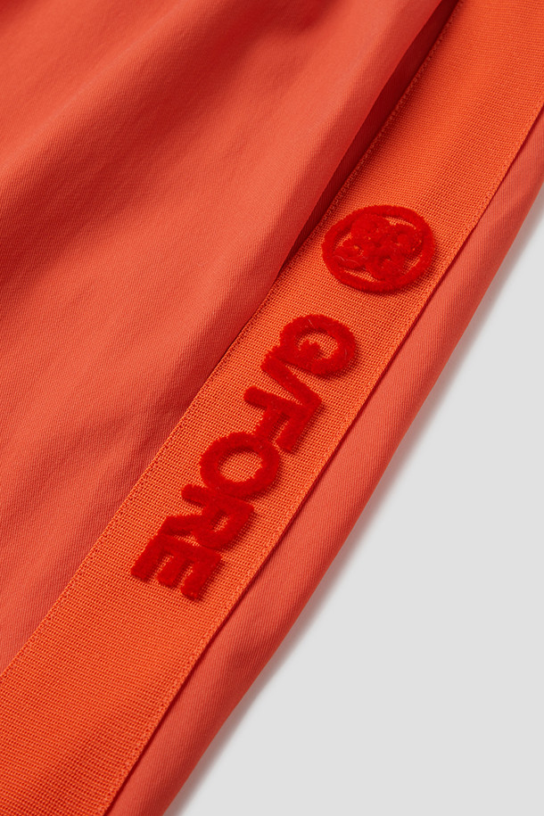 지포어-WOMEN APPAREL-SIDE LOGO SATIN PANT(WOMEN)