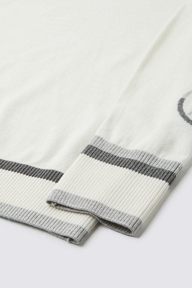 지포어-WOMEN APPAREL- ESSENTIAL CREWNECK SWEATER (WOMEN)