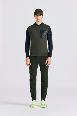 WOVEN HYBRID VEST (MEN)_KHAKI-a