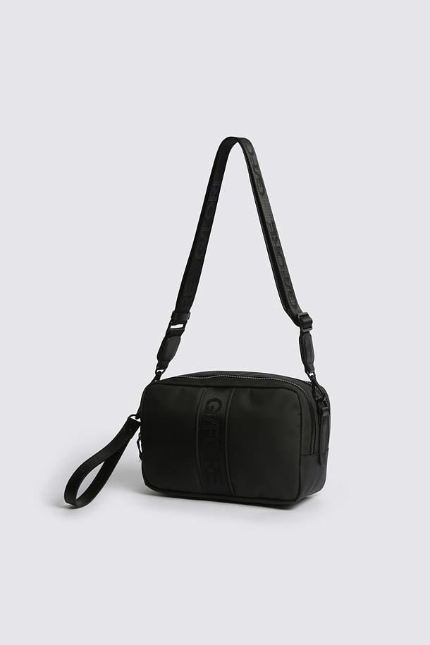 LINE WEBBING POUCH(MEN)_BLACK-a