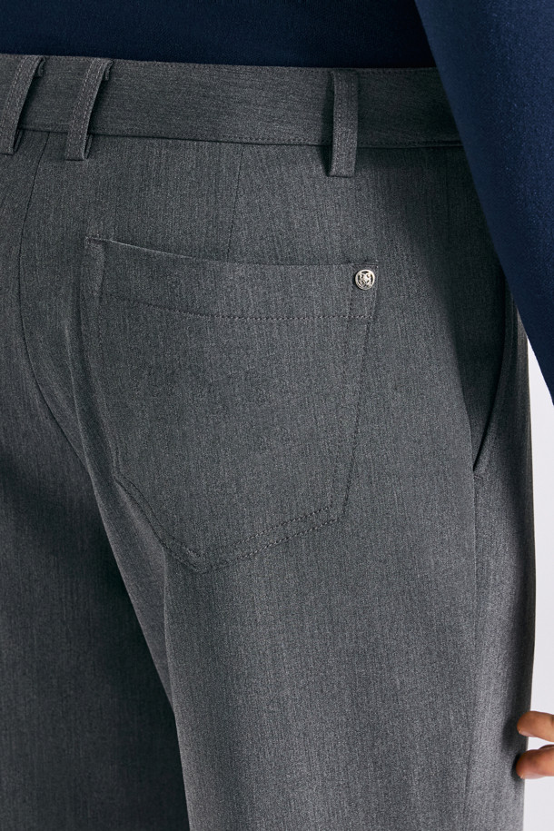 지포어-MEN APPAREL-SLIM TAPERED FIT JERSEY PANT (MEN)					 					 								