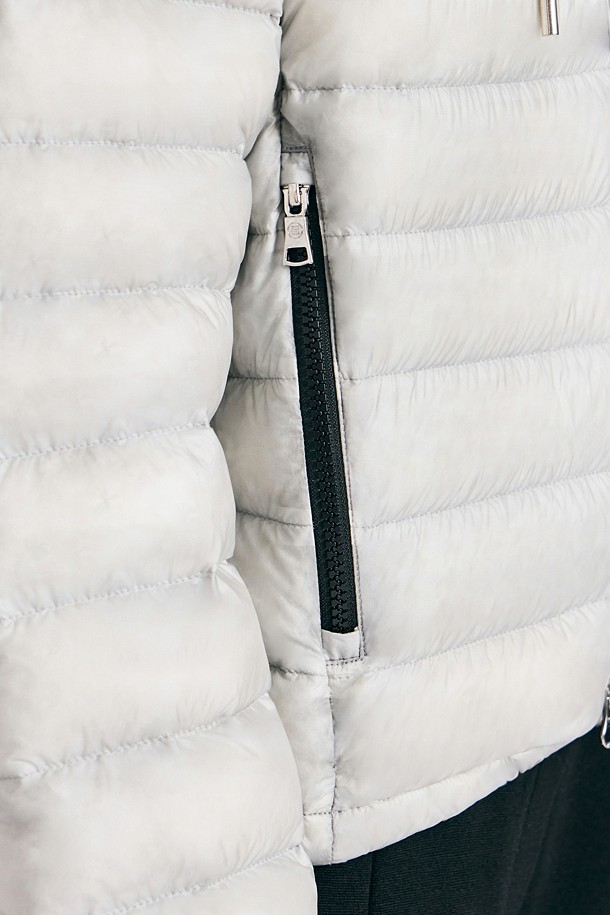 지포어-WOMEN APPAREL-LIGHTWEIGHT DOWN JACKET (WOMEN)