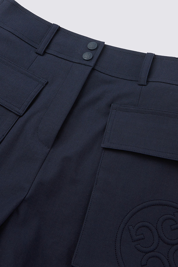 지포어-WOMEN APPAREL-ESSENTIAL POCKET SHORT(WOMEN)