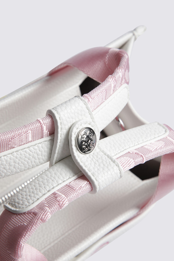 상품 슬라이드 이미지 1