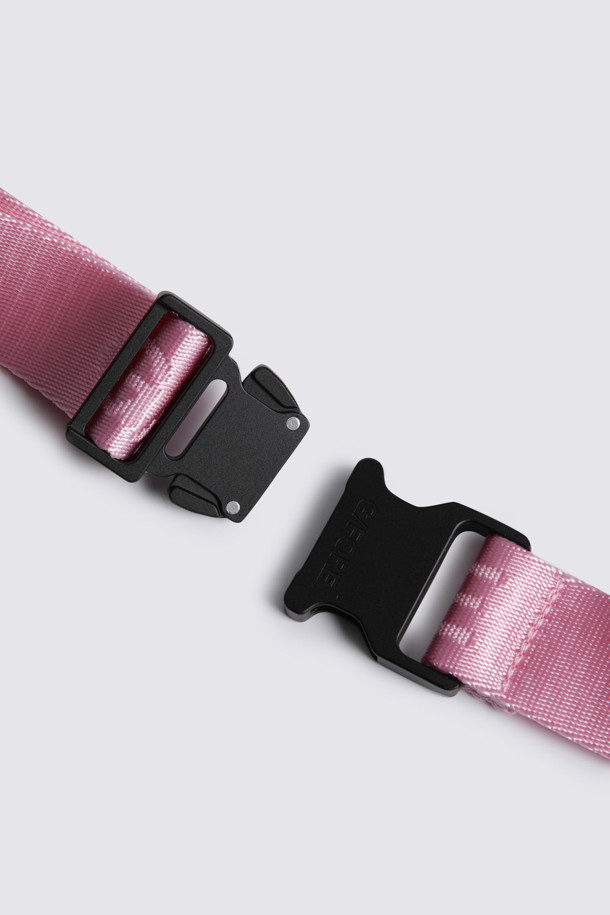 지포어-WOMEN ACCESSORIES-POCKET BELT BAG(WOMEN)