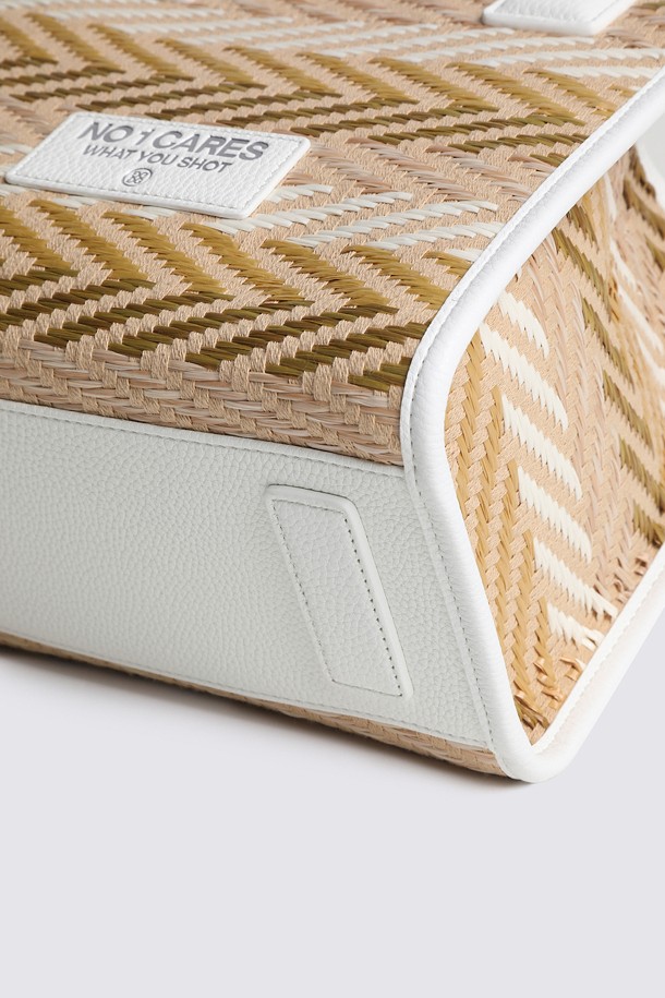 지포어-WOMEN ACCESSORIES-RAFFIA POUCH(WOMEN)