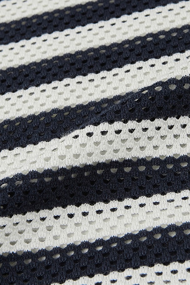 지포어-WOMEN APPAREL-MESH STRIPED SLEEVELESS(WOMEN)					 					 					