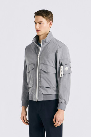 LIGHTWEIGHT MESH-LINED JACKET(MEN)_GREY-a
