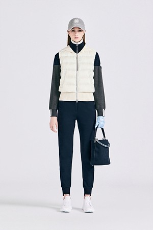 DOWN VEST(WOMEN)					 					 					_IVORY-a