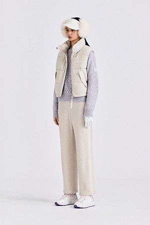 BOUCLÉ DOWN VEST(WOMEN)					 					 					_IVORY-a