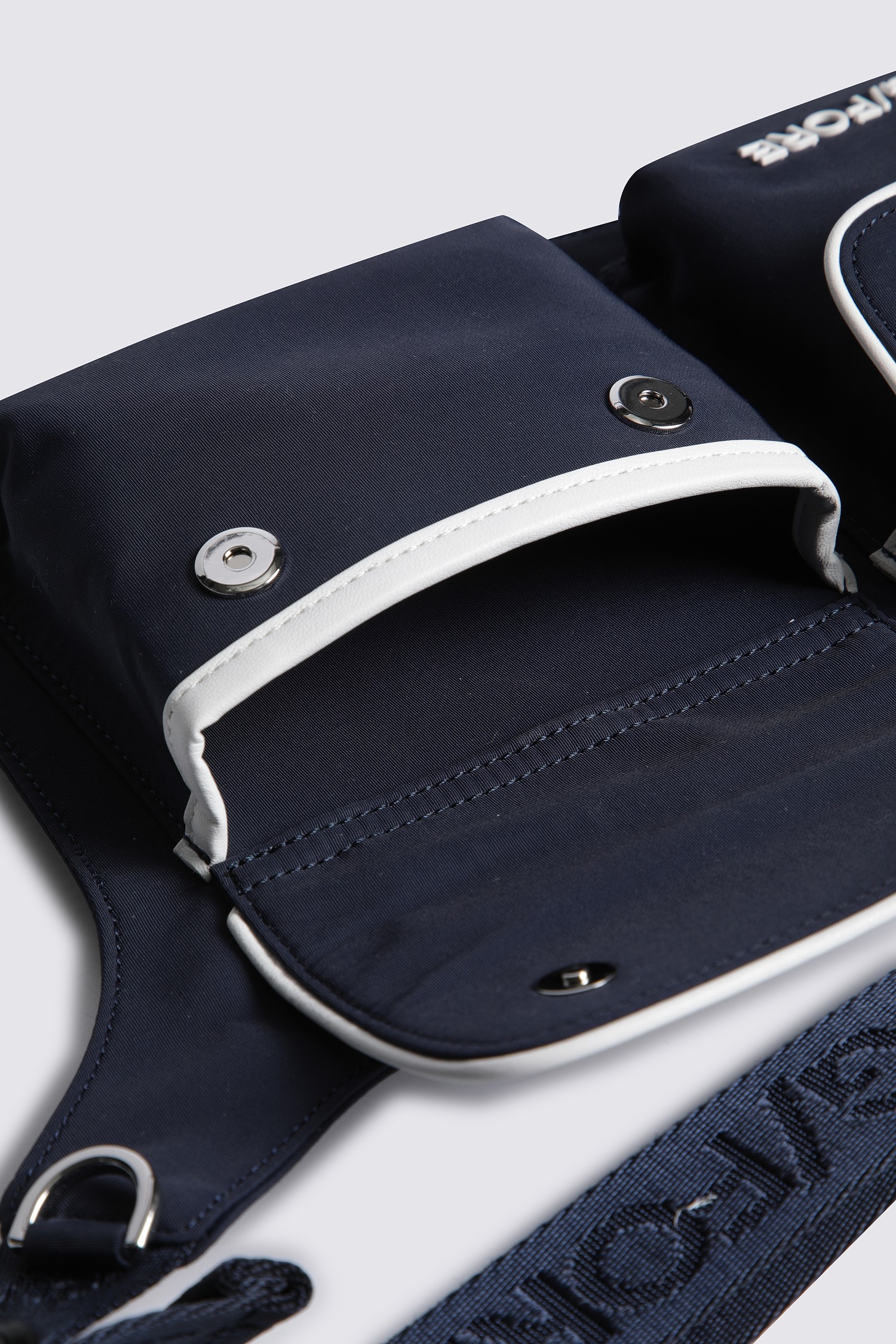 G/FORE韓国ジーフォアレディースTWO POCKETS BELT BAG P 지포어] POCKET BELT BAG(WOMEN)