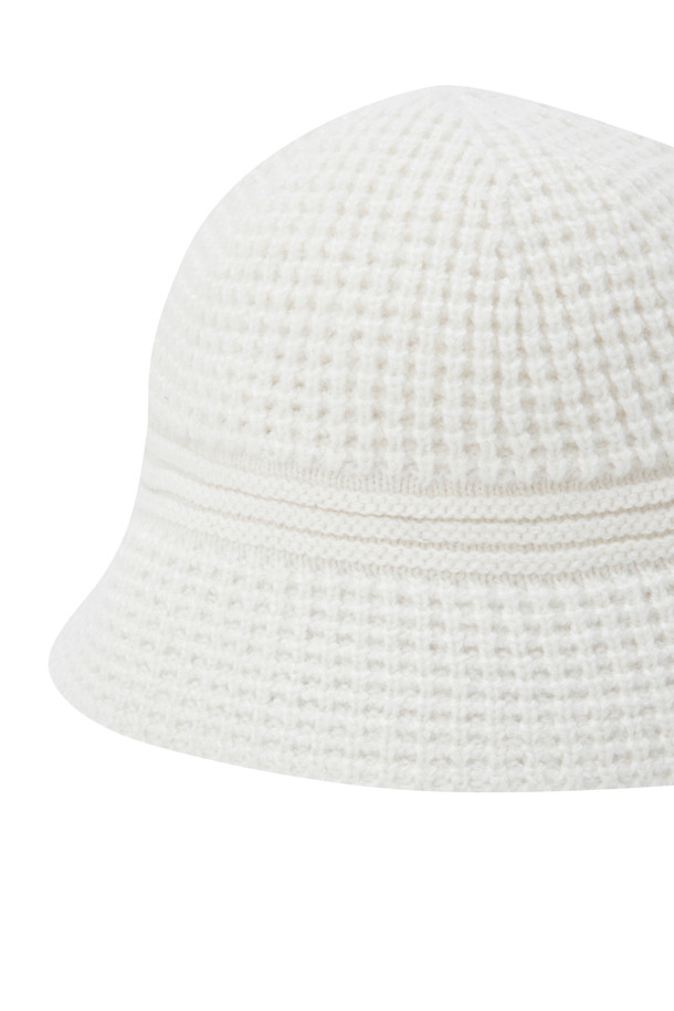 Golden Bear - 모자 - (WOMEN) Contrast Line Knitted Buckethat(Ivory)