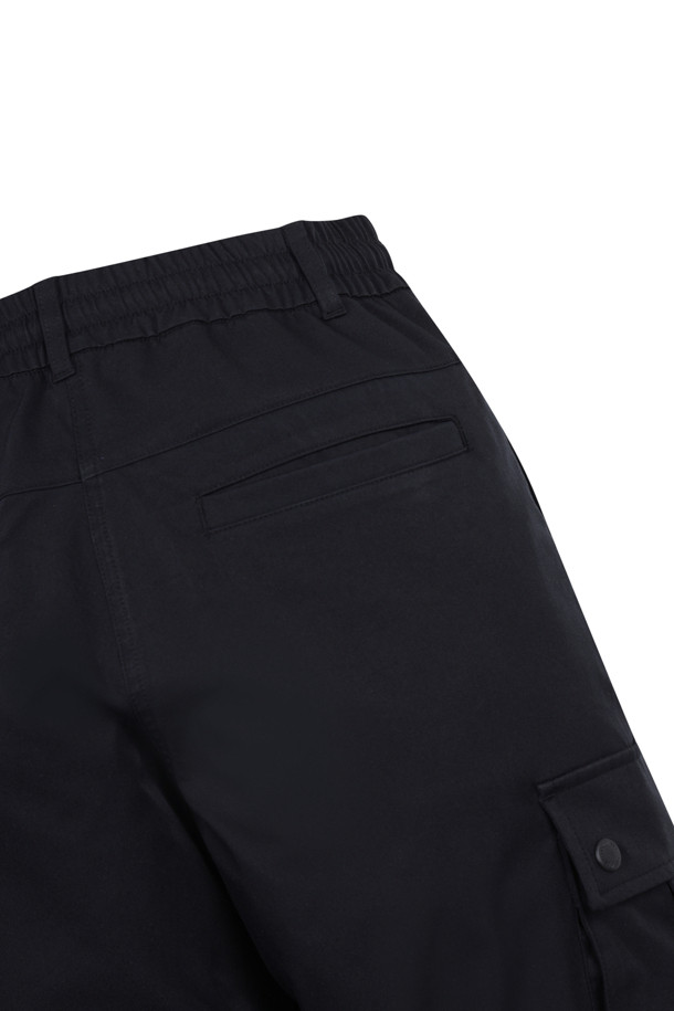 Golden Bear - 롱/미디팬츠 - (WOMEN) Semi-wide Fit Cargo Pocket Pants(Black)