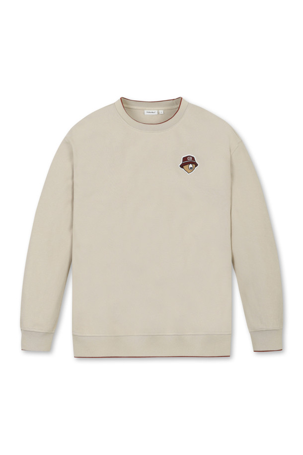 (U) 빅 로고 와펜 크루넥 스웨트셔츠는 남성용 스웨트셔츠로, 베이지, 그레이, 그린 3가지 색상으로 출시되었습니다. 봄, 가을, 겨울 계절에 골프 및 일상용으로 착용하기 좋으며, 스포티하고 캐주얼한 스타일을 연출합니다. 슬림, 레귤러, 오버핏으로 다양한 핏을 선택할 수 있으며, 라운드넥에 중간 두께감으로 부드러운 촉감이 특징입니다. 왼쪽 가슴 자수 로고 패치와 뒷목 곰 로고 자수, 밑단/소매단/네크라인 배색, 1x1 립조직 밴드, 어깨 솔기 6mm 모빌론 테이프로 디테일을 더했습니다.
