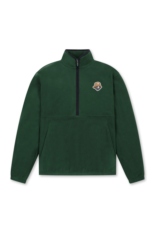 부드러운 촉감의 남성용 하프 집업 티셔츠입니다. 봄, 가을 시즌에 골프 및 일상에서 스포티하고 캐주얼한 스타일을 연출하기 좋습니다. 무지 디자인의 레귤러핏 긴소매 티셔츠로, 하프넥과 보통 두께감으로 편안함을 더했습니다. 폴리에스테르 소재로 제작되어 흡습 및 통기 기능이 뛰어나고, 집업과 로고 디테일로 포인트를 주었습니다.
