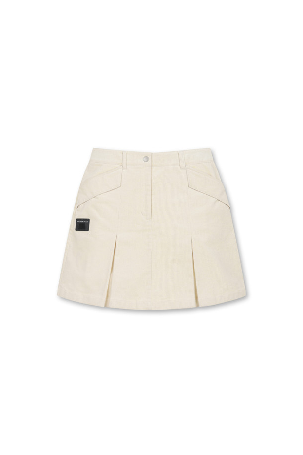 (W) 코듀로이 플리츠 스커트는 여성용으로, 가을과 겨울에 따뜻하게 착용할 수 있는 두꺼운 소재의 플리츠 스커트입니다. 부드러운 촉감의 코듀로이 소재로 제작되어 클래식하고 캐주얼한 스타일을 연출하며, 골프룩으로도 활용 가능합니다. 베이지 컬러에 무지 디자인으로 다양한 상의와 매치하기 용이하며, 레귤러 핏으로 편안하게 착용할 수 있습니다. 플리츠 디테일이 여성스러운 실루엣을 강조하며, 데일리룩과 골프 라운딩 모두에 적합한 아이템입니다.
