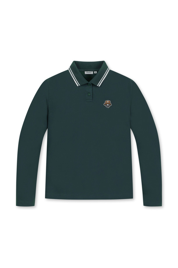 (W) 소프트 터치 피케 폴로 카라 긴팔 티셔츠는 골프 및 일상생활에서 모두 활용 가능한 여성 의류입니다. 부드러운 촉감의 피케 소재로 제작되어 편안한 착용감을 선사하며, 슬림핏 디자인으로 여성스러운 실루엣을 연출합니다. 핑크, 아이보리, 그린 세 가지 색상으로 출시되었으며, 봄, 여름, 가을, 겨울 사계절 모두 착용 가능합니다. 폴로넥 칼라와 긴 소매, 와플 패턴이 스포티하면서도 베이직한 스타일을 완성하며, 좌측 가슴 로고 패치, 매칭 컬러 칼라 및 넥밴드, 옆트임 등의 디테일이 돋보입니다.
