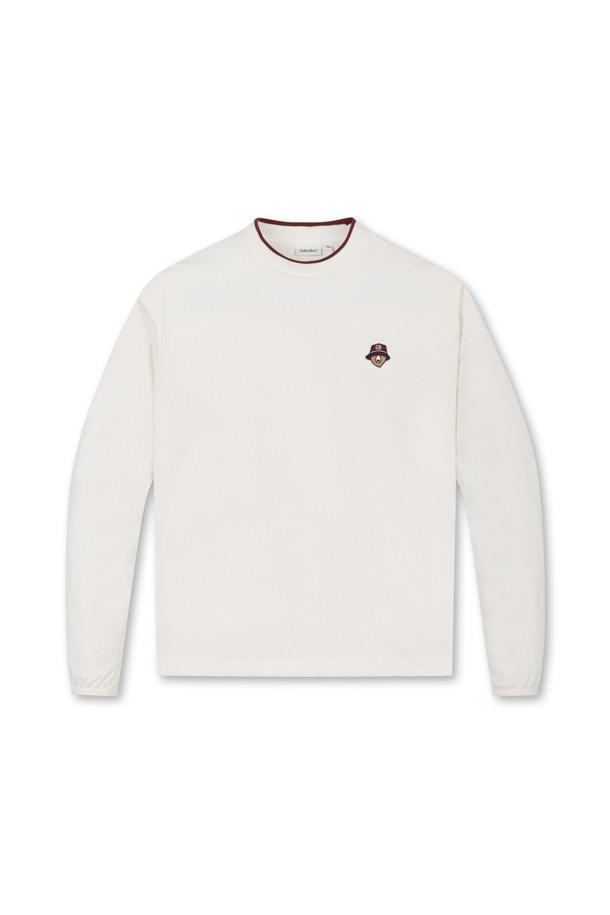 (W) 백 그래픽 우븐 스웨트 (W) Back Graphic Woven Sweat는 여성 골프 및 일상 용도로 디자인된 스포티 스타일의 상의입니다. 봄, 여름, 가을, 겨울 사계절 활용 가능한 제품으로, 트윌 소재로 제작되어 적당한 두께감을 제공합니다. 후드 지퍼 디자인과 소매 끝단 립밴드, 양쪽 밑단 스트링 스토퍼가 특징이며, 뒷면 레터링 로고 아플리케 아트워크가 돋보입니다. 슬림핏 또는 오버핏으로 연출 가능하며, 왼쪽 가슴 베어 와펜과 왼쪽 소매 시그니처 와펜이 디자인 포인트를 더합니다.
