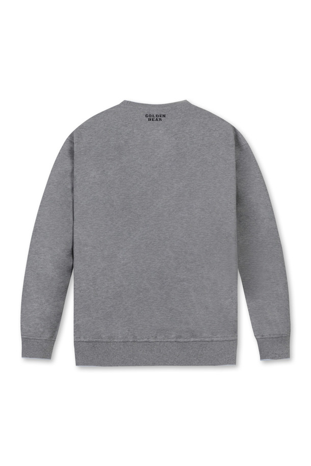 (U) Biggest Logo 와펜 크루넥 스웨트셔츠는 부드러운 플리스와 면 혼방 소재로 제작되어 편안한 착용감을 선사합니다. 베이지, 그레이, 그린 세 가지 색상으로 출시되었으며, 라운드넥에 긴 소매 기장으로 디자인되었습니다. 전면 좌측 가슴에는 곰 와펜, 후면 넥밴드 하단에는 브랜드 로고 자수 디테일로 포인트를 더했습니다. 슬림핏으로 제작되어 캐주얼, 스포티, 미니멀 스타일 연출에 용이하며, 봄, 가을 시즌 데일리룩 또는 동네 마실룩, 산책룩으로 활용하기 좋습니다. 신축성이 있어 활동성이 뛰어나며, 1X1 립밴드와 어깨 라인 모빌론 테이프 처리로 내구성을 높였습니다.
