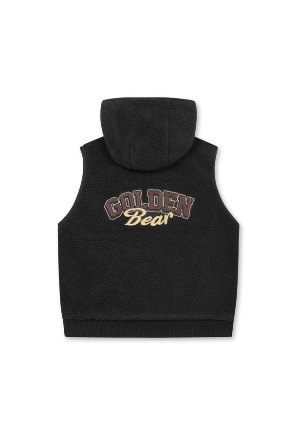 (W) 백 그래픽 플리스 베스트는 여성 골퍼 및 캐주얼 스타일을 선호하는 분들을 위한 아이템입니다. 부드러운 플리스 소재로 제작되어 가을, 겨울 시즌에 따뜻하고 편안한 착용감을 제공합니다. 블랙 컬러에 등판 로고 그래픽 디자인으로 스포티한 무드를 더했습니다. 레귤러 핏의 집업 스타일이며, 민소매 디자인으로 활동성을 높였습니다. 두꺼운 두께감으로 보온성을 강조하여 골프룩 또는 일상복으로 활용하기 좋습니다.
