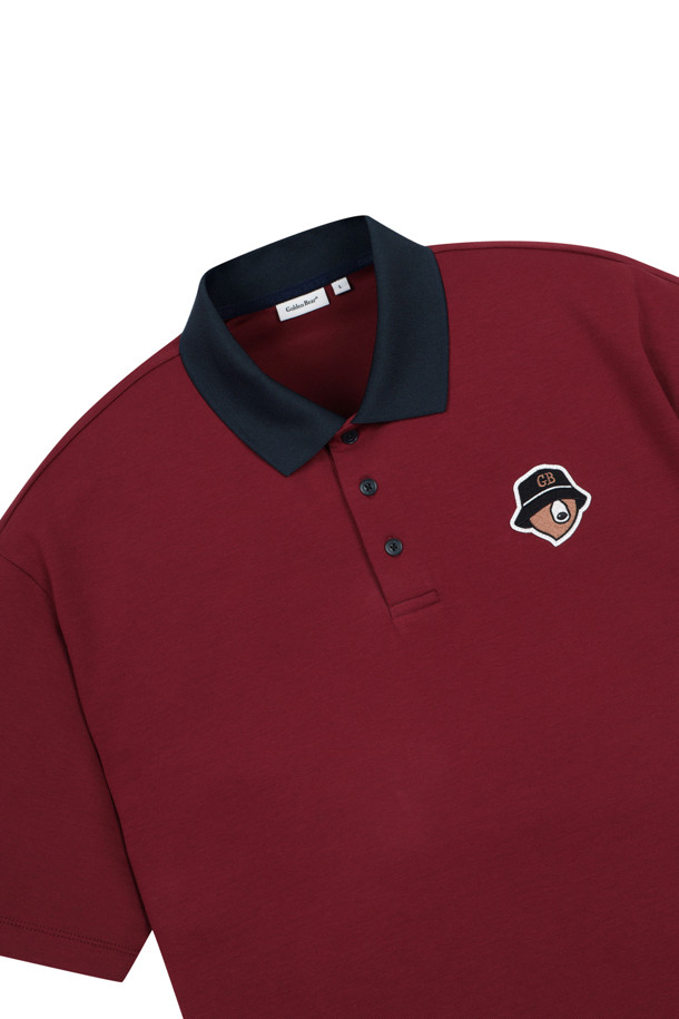 소프트 터치 피케 폴로 카라 반소매 티셔츠는 남성용 상의로, 부드러운 촉감이 특징입니다. 여름, 가을, 겨울 계절에 걸쳐 골프 및 일상용으로 활용 가능하며, 슬림핏, 레귤러핏, 오버핏으로 출시됩니다. 무지 패턴에 레드, 그린, 블루 세 가지 색상으로 만나보실 수 있으며, 폴로넥 디자인과 대비 색상 칼라가 돋보입니다. 신축성과 속건 기능을 갖춘 면, 폴리에스테르, 스판덱스 혼방 소재로 제작되었으며, 왼쪽 가슴 포켓, 리뉴얼된 베어 패치, 밑단 사이드 슬릿 등의 디테일이 돋보이는 캐주얼, 스포티 스타일의 미니멀한 골프룩입니다.
