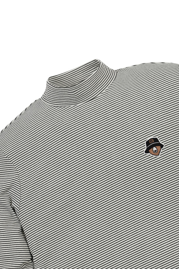 (W) 스트라이프 터틀넥 티셔츠는 여성 골프 및 일상용 상의입니다. 부드러운 면 소재로 제작되어 가을, 겨울 시즌에 따뜻하고 편안하게 착용할 수 있습니다. 기본 스타일의 레귤러 핏 디자인에, 그레이 색상과 스트라이프 패턴으로 클래식하고 미니멀한 무드를 연출합니다. 긴 소매와 터틀넥 디자인은 보온성을 높여주며, 골프룩으로도 활용 가능합니다. 얇은 두께감으로 레이어드하여 다양한 스타일을 연출할 수 있습니다.
