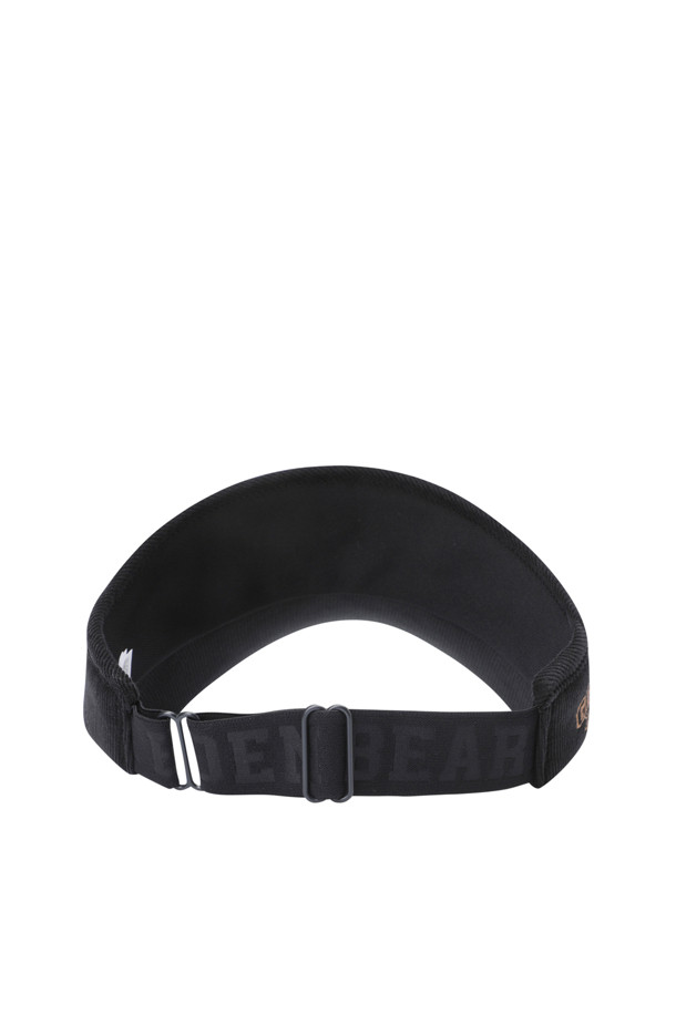 (W) 코듀로이 바이저는 여성 골프룩에 어울리는 클래식하고 미니멀한 스타일의 바이저입니다. 아이보리, 브라운, 블랙 3가지 색상으로 출시되었으며, 부드러운 코듀로이 소재와 코튼 소재를 혼방하여 제작되었습니다. 이마 부분은 메쉬 안감으로 처리하여 통기성을 높였으며, 7.5cm의 모자 깊이와 8.5cm의 챙 넓이로 얼굴이 작아 보이는 효과를 줍니다. 사이즈 조절이 가능한 메달 버클, 로고 직자수, 자수 와펜 디테일이 돋보이며, 봄, 여름 시즌에 착용하기 좋습니다.
