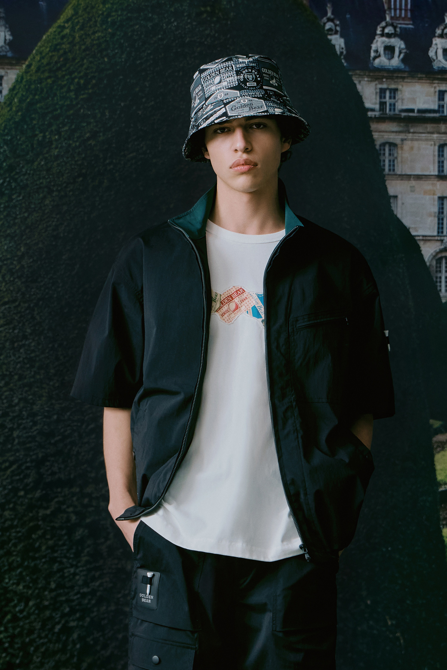 【GOLDEN BEAR】 (UNI) Card Motif Applique T-shirt /追跡付 Golden Bear] Card Motif Applique T-shirt