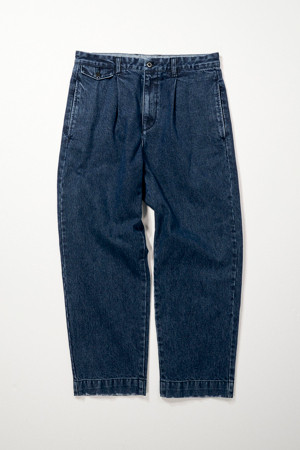 [British Sporting Club] Pleated washing denim pants