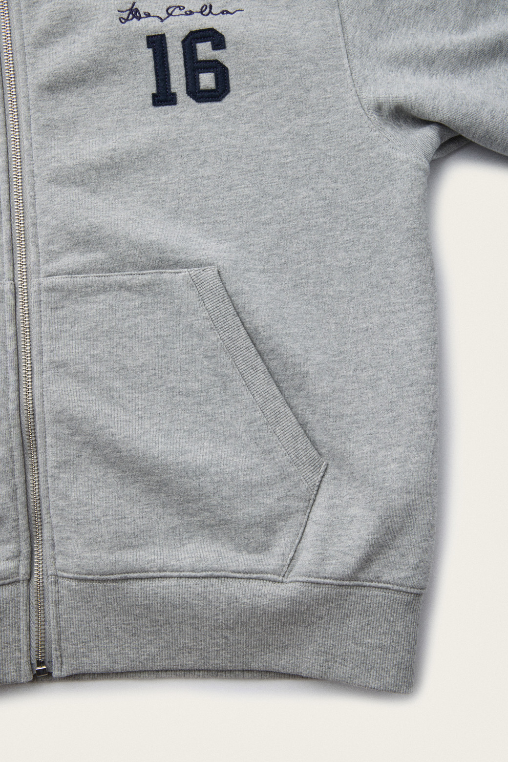 상품 상세 이미지-a