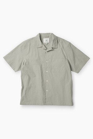 [온라인 단독] 반팔 오픈 카라 셔츠