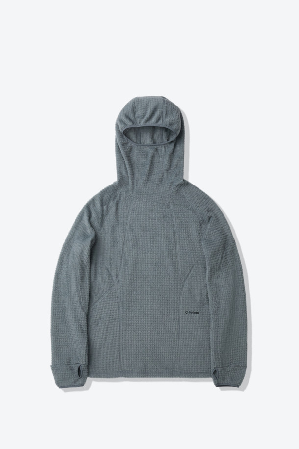 폴라텍 알파 다이렉트 후디는 아웃도어 활동과 등산에 적합한 남녀 공용 상의입니다. 두꺼운 두께감으로 겨울과 가을철 따뜻함을 제공하며, 부드러운 촉감의 폴라텍 알파 다이렉트 소재를 사용하여 편안한 착용감을 선사합니다. 통기성과 보온 기능이 뛰어나 활동적인 움직임에도 쾌적함을 유지하며, 레귤러핏과 일체형 후드 디자인으로 스포티하고 테크니컬한 스타일을 연출합니다. Hand Loop 디테일, 이클립스 절개 디자인, 가이룹빠 봉제 등의 특징으로 기능성과 디자인을 모두 갖춘 제품입니다.
