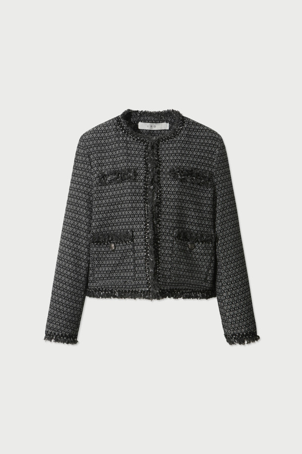 TWEEDY(트위디) 데님 자켓은 여성스러운 스타일을 연출하는 블랙 컬러의 크롭 기장 데님 자켓입니다. 빈티지하고 캐주얼한 매력을 더하는 트위드 패턴과 오픈형 디자인, 레귤러핏으로 편안한 착용감을 선사합니다. 봄, 가을 시즌에 활용하기 좋으며, 데이트룩과 모임룩에 세련된 포인트를 더할 수 있습니다. 면, 폴리에스터, 레이온 혼방의 중간 두께감으로 제작되었으며, 사이드 포켓과 올 풀림 디테일로 독특한 개성을 강조합니다. 긴 소매와 오픈형 코트 타입으로 다양한 스타일을 연출할 수 있습니다.
