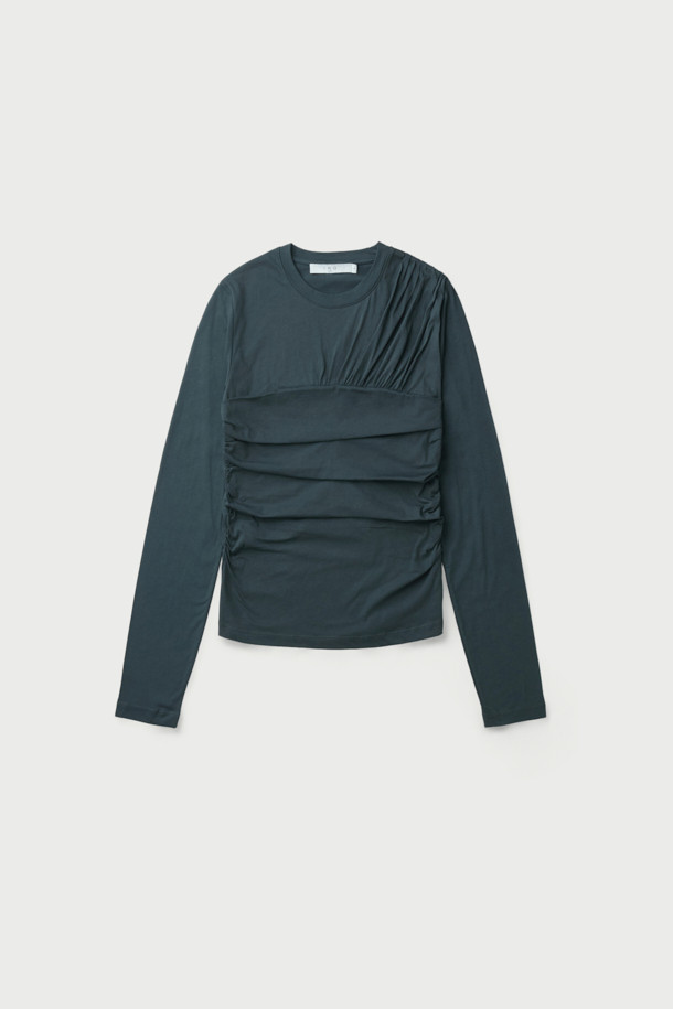 CAROLE(캐롤) 셔링 티셔츠는 여성스러운 실루엣을 연출하는 모던 스타일의 긴소매 티셔츠입니다. 부드러운 저지 소재로 제작되어 편안한 착용감을 선사하며, 라운드넥과 슬림핏 디자인으로 세련된 분위기를 더합니다. 크롭 기장과 셔링 디테일이 특징이며, 다크 그린 컬러가 시크한 매력을 자아냅니다. 데이트룩과 모임룩에 적합하며, 미니멀, 클래식, 시크 스타일을 즐겨 입는 분들께 추천합니다. 레이어드하여 다양한 스타일을 연출할 수 있습니다.
