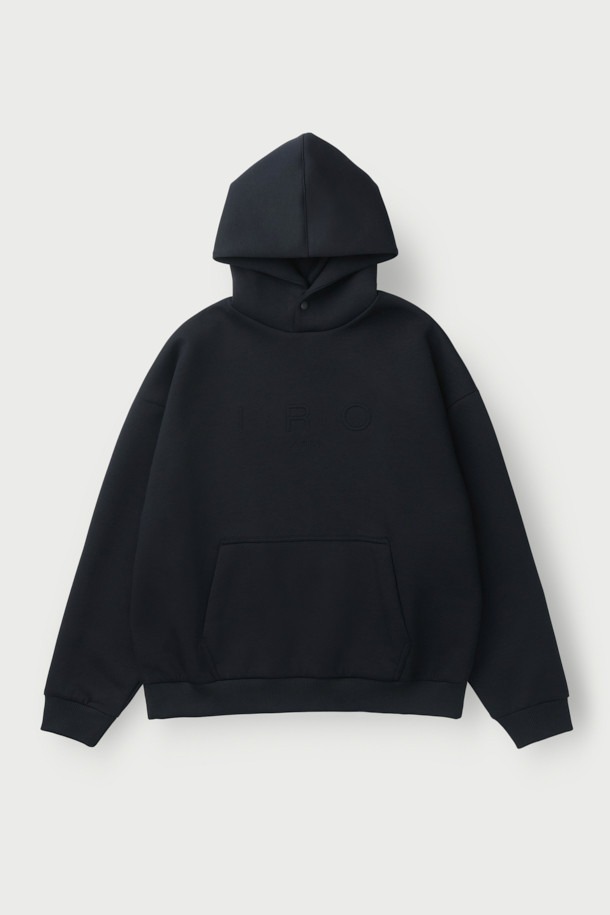 Flanerie(플라네리) 밴딩 배색 오버핏 후디는 편안함과 스타일을 동시에 만족시키는 공용 후디입니다. 부드러운 면 소재에 두꺼운 두께감으로 봄, 가을, 겨울 모두 따뜻하게 착용 가능하며, 일상 및 캠핑룩, 미니멀 스타일 연출에 적합합니다. 밴딩 디테일과 배색 디자인이 돋보이며, 크롭 기장의 오버핏으로 트렌디한 핏을 선사합니다. 무지 디자인으로 어떤 스타일에도 쉽게 매치할 수 있으며, 긴 소매 기장으로 안정감을 더합니다.
