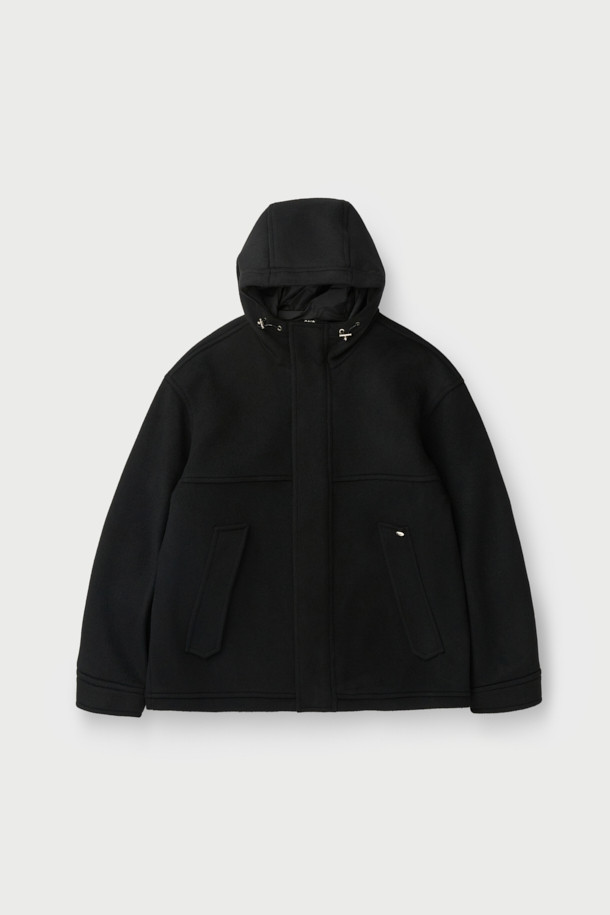 플래너(플래너) 캐시미어 블렌드 울 후드 점퍼는 부드러운 촉감의 캐시미어 블렌드 울 소재로 제작되어 가을과 겨울, 쌀쌀한 날씨에도 따뜻하게 착용할 수 있습니다. 오버핏 디자인에 블랙 컬러, 무지 패턴으로 어떤 스타일에도 쉽게 매치할 수 있으며, 캐주얼한 무드를 연출합니다. 후드 디테일과 밑단 스트링 조절 기능으로 실용성을 더했으며, 집업 스타일로 간편하게 입고 벗을 수 있습니다. 출근룩과 모임룩, 미니멀, 클래식 스타일을 즐겨 입는 분들께 추천합니다. 폴리에스터 100% 안감으로 편안한 착용감을 선사합니다.